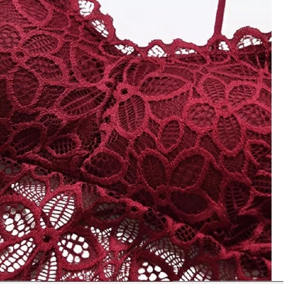 - Lakinni ❃ Red Lace Bralette - Picture 4 of 7